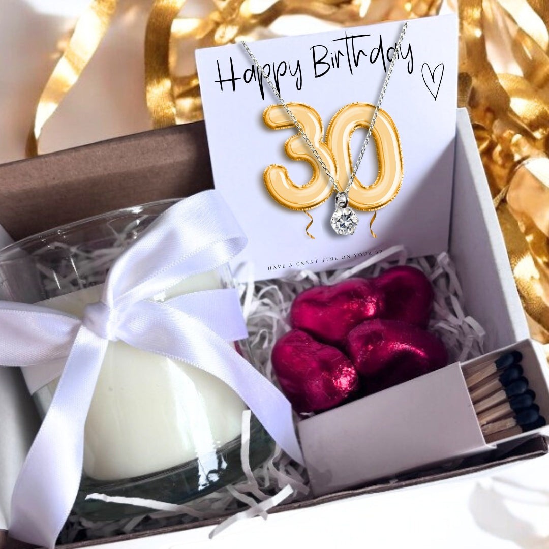 Small 30th Birthday Gold Balloon Hamper | Necklace, Chocolate & Candle