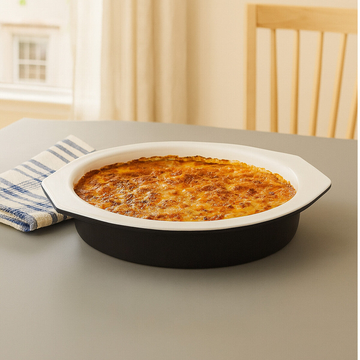 Black Round 27cm Baking Dish with Handles | Ecocook