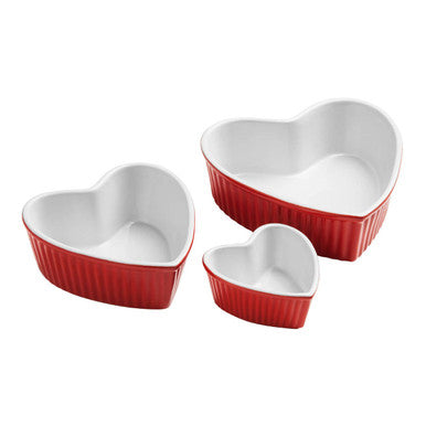 Amour Red Stoneware Oven Dish Set of 3 with Heart Shape