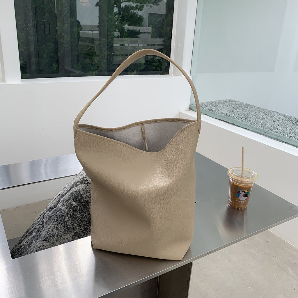 Large-capacity Bucket Underarm Bag Women
