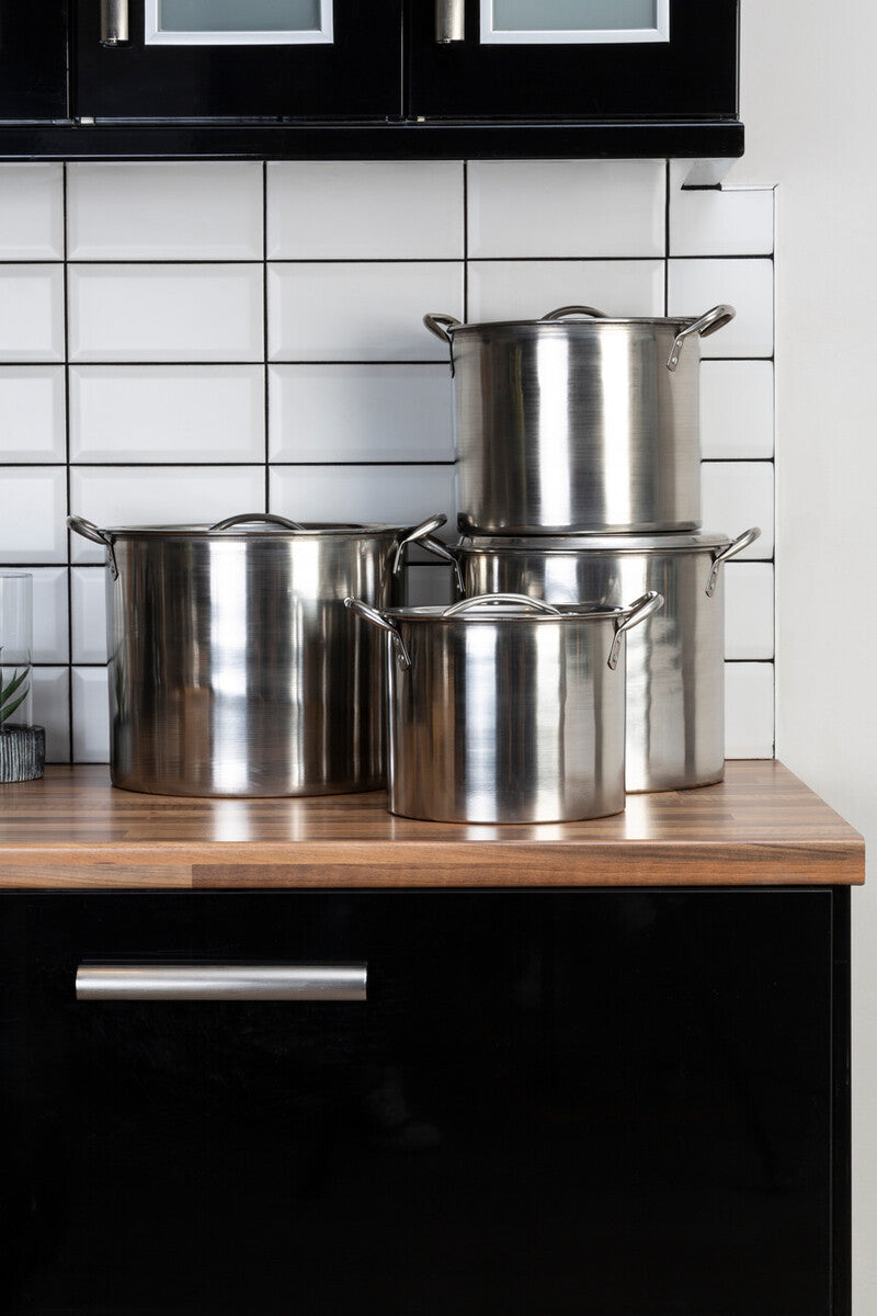 Set Of 4 Stock Pots with Lids | Crosse