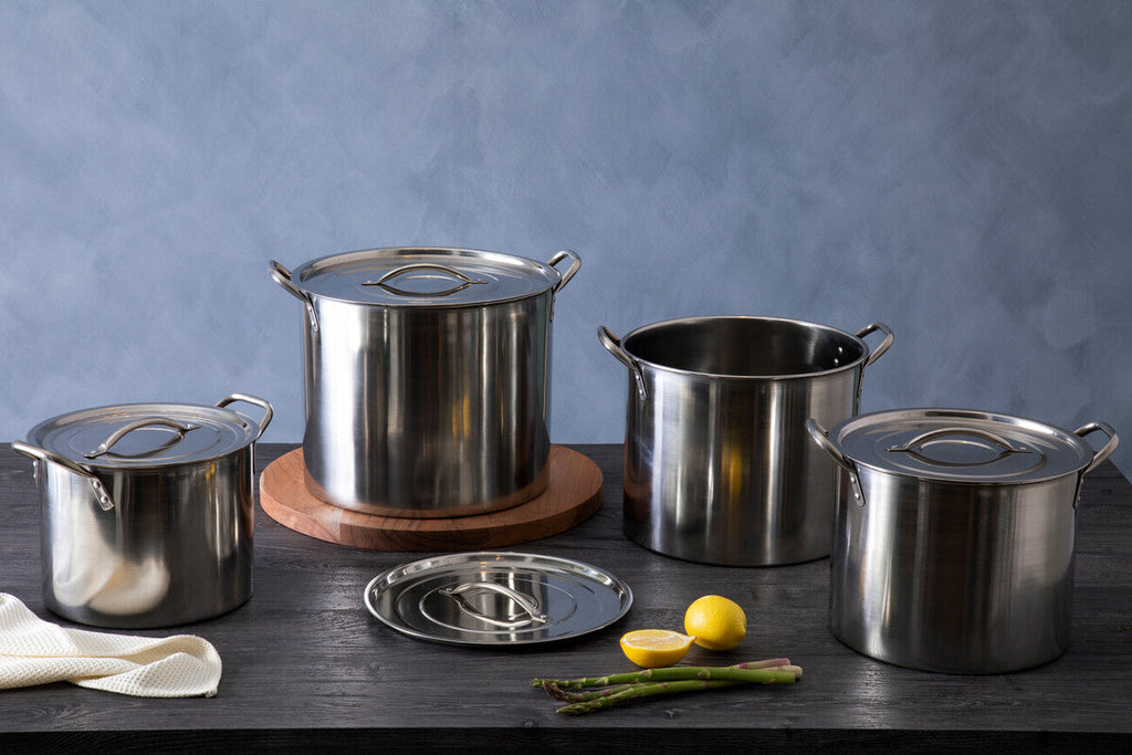 Set Of 4 Stock Pots with Lids | Crosse