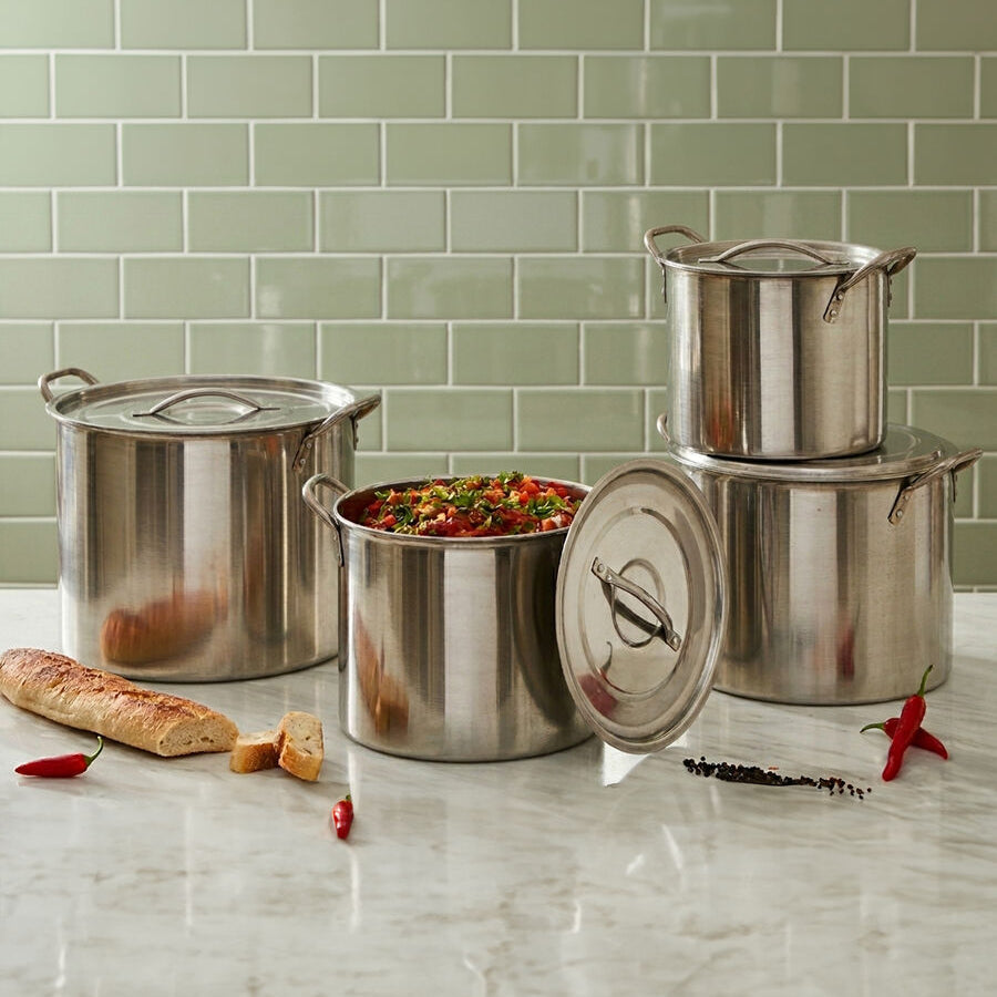 Set Of 4 Stock Pots with Lids | Crosse
