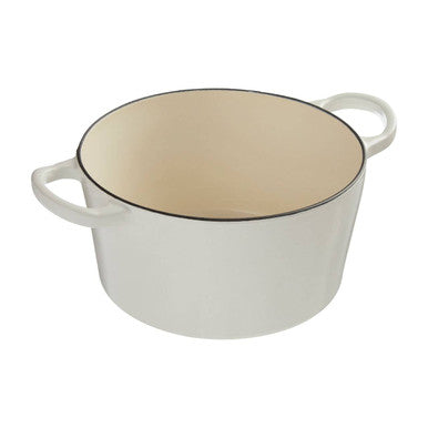 White Cast Iron 23cm Casserole Dish | Hygge