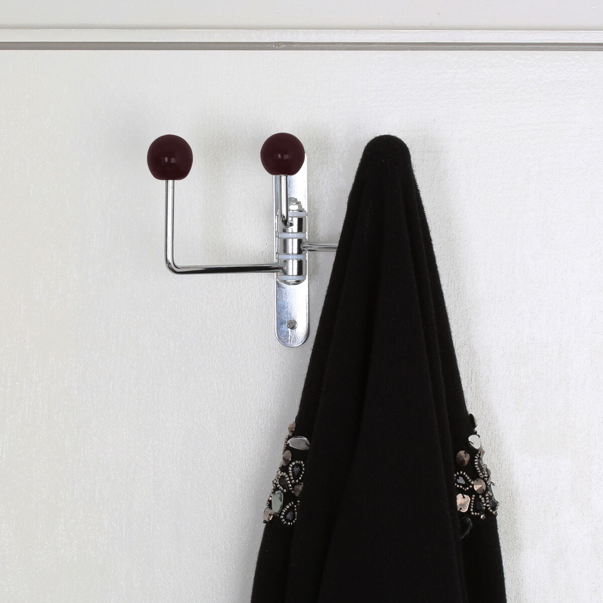 Jaxen Purple Ceramic Balls 3 Hook Wall Hanger
