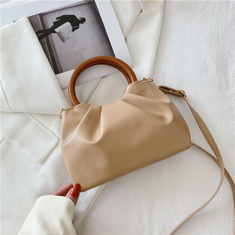 Minimalist New Fashionable Pleated Soft Leather Bag Women's Simple Pure Color All-matching Messenger Bag Wooden Handle Bag Fashion