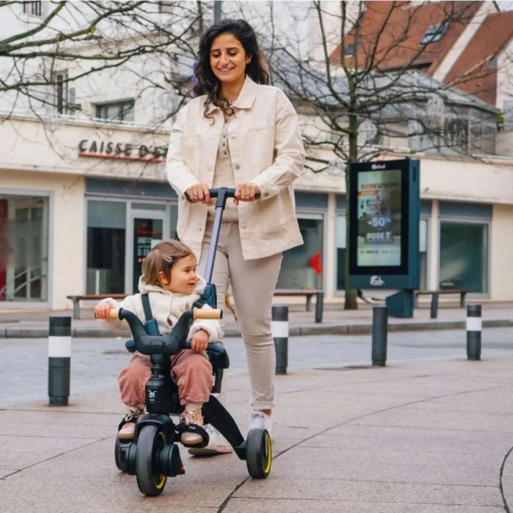 Doona Liki S5 Trike - Nitro Black