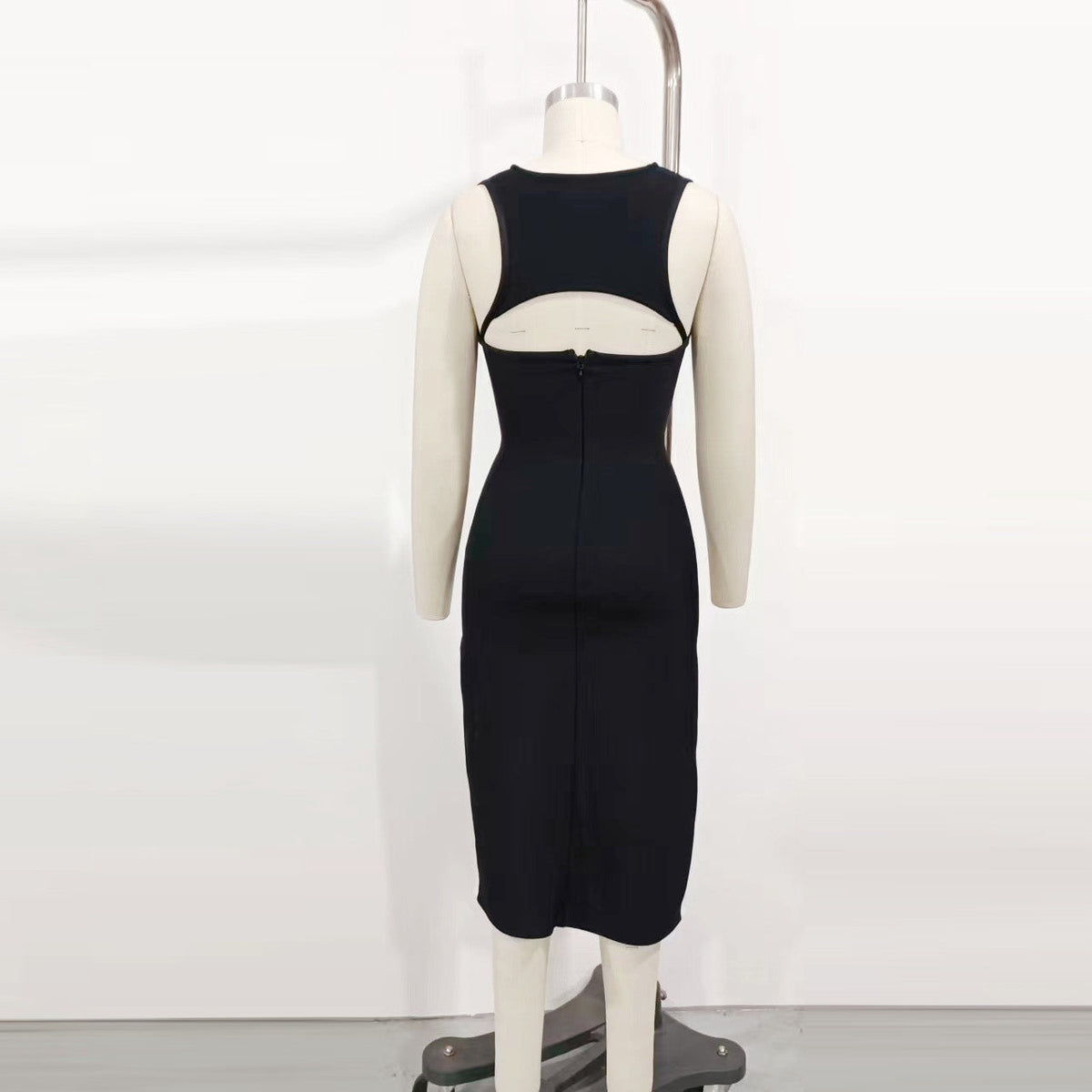 New Black And White Stitching Dress V-neck Long Formal Dress