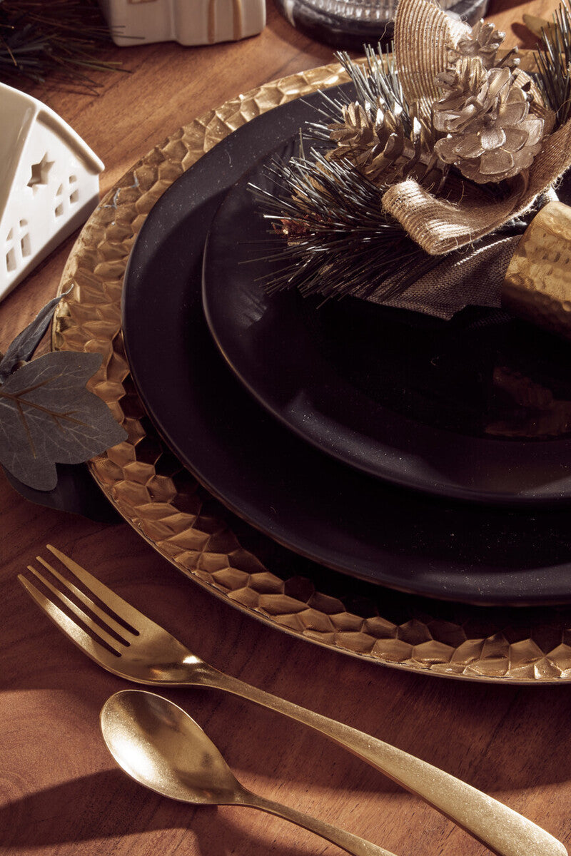 Gold Charger Plate with Hammered Rim | Dia