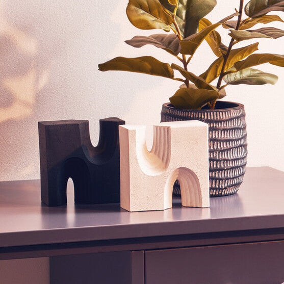 Broc Set Of Two Black And White Bookends