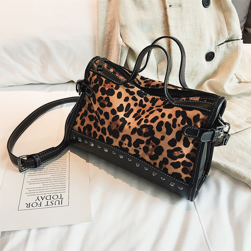 Fashionable Atmosphere All-match Messenger Boston Bag