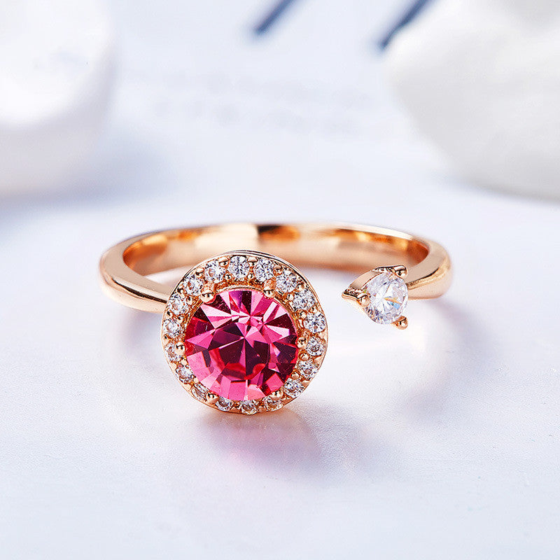 Europe and the United States new personality rotating ring female crystal ring