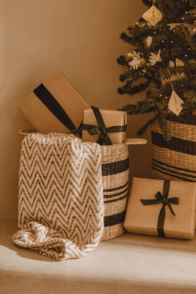 Arles Set of 2 Seagrass Baskets with Black Stripes.