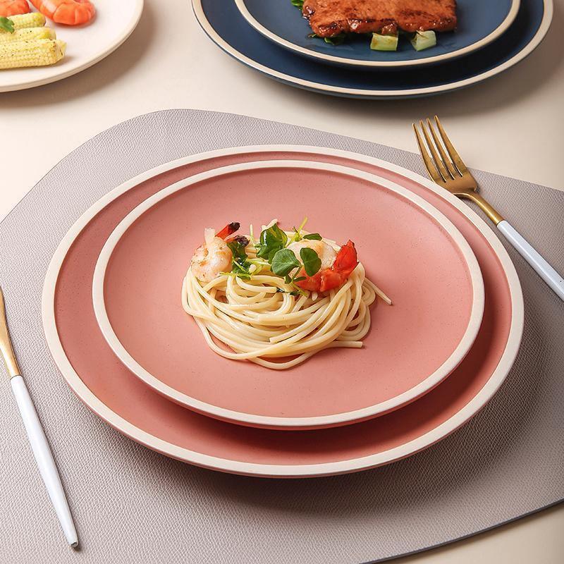 2 Pieces Of Plates