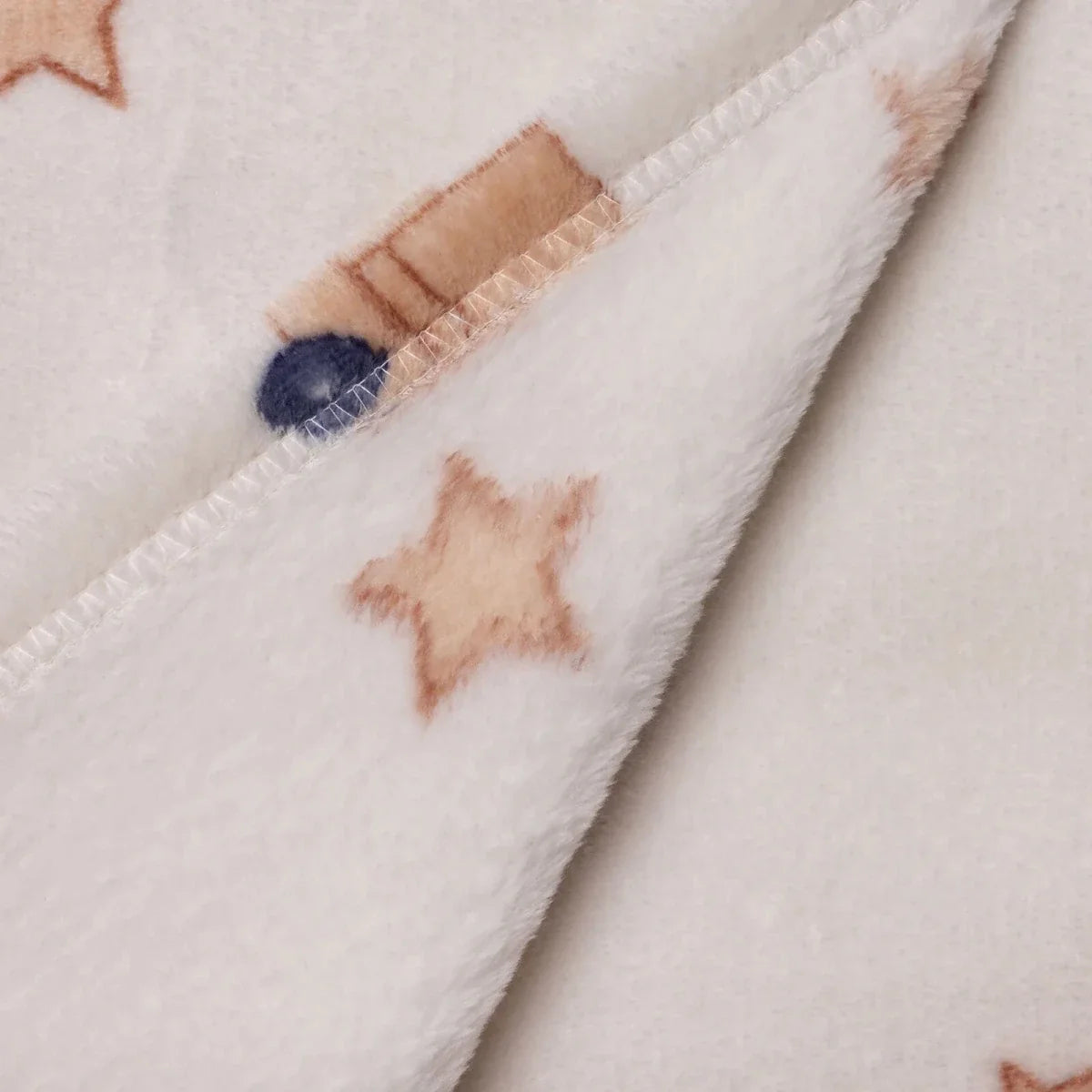 Little Dreams Train Print Wellsoft Fleece Baby Blanket (90 x 110 cm)