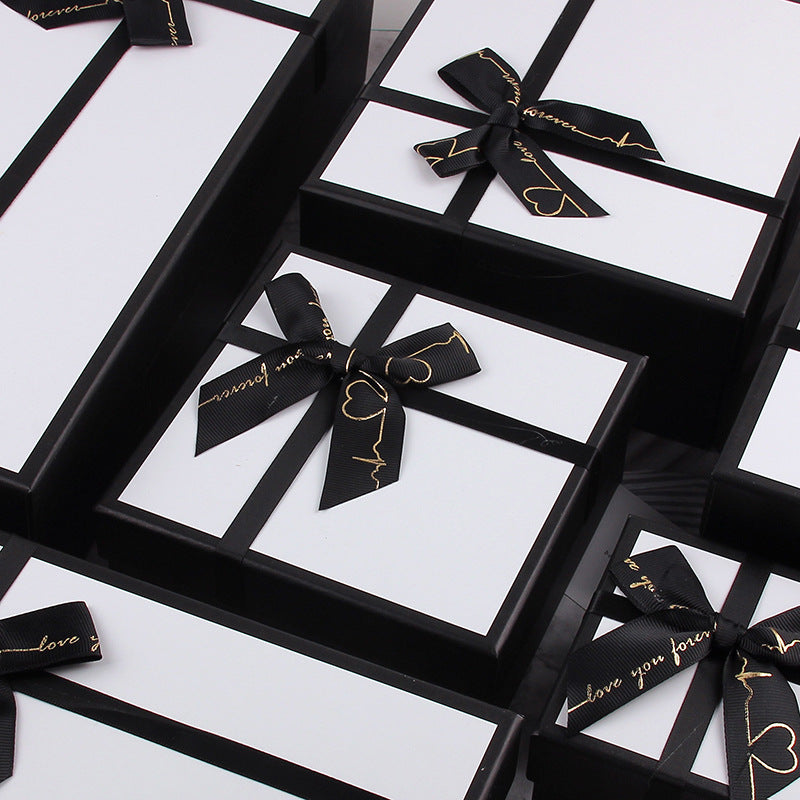 Exquisite Black And White Bow Packaging Box Valentine's Day Gift Box