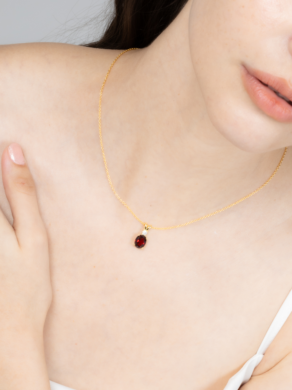 Garnet Pendant Necklace in 18k Gold Vermeil