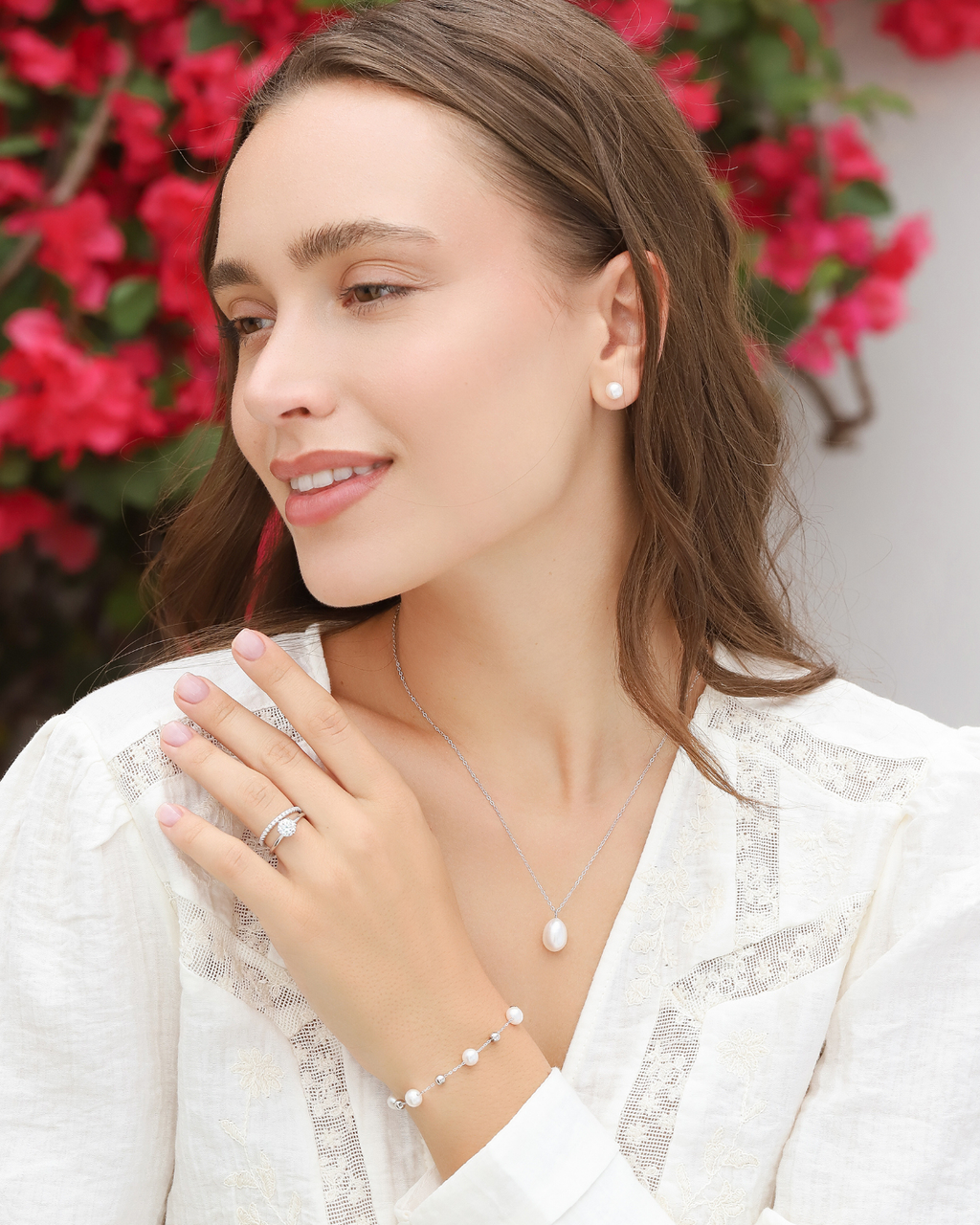Freshwater Pearl Stud Earrings in Sterling Silver