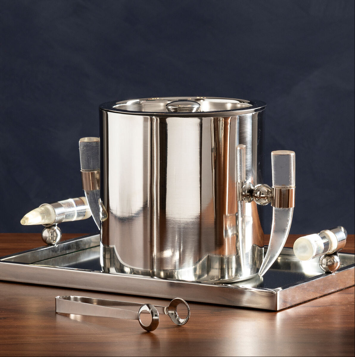 Mixology Herne Acrylic Horn Handle Ice Bucket