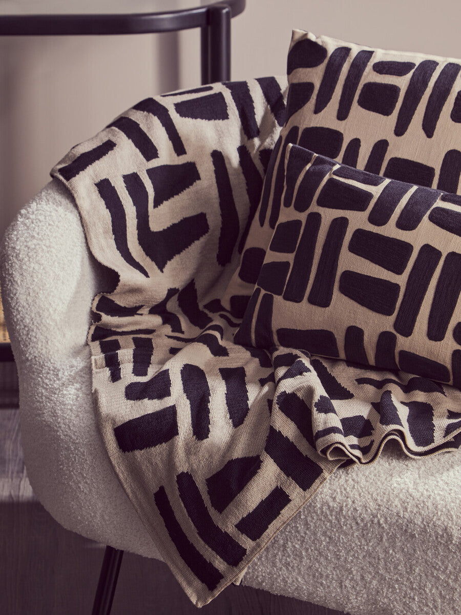 Bosie Ozella Natural And Black Throw