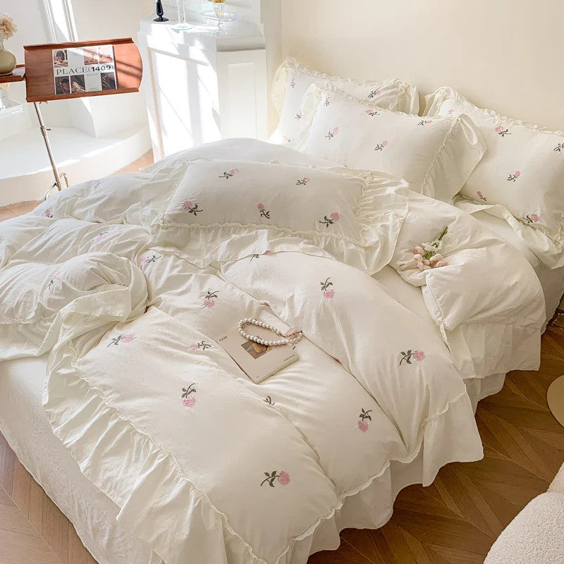 3pcs Rose Embroidered Duvet Cover Set (1*Duvet Cover + 2*Pillowcase, Without