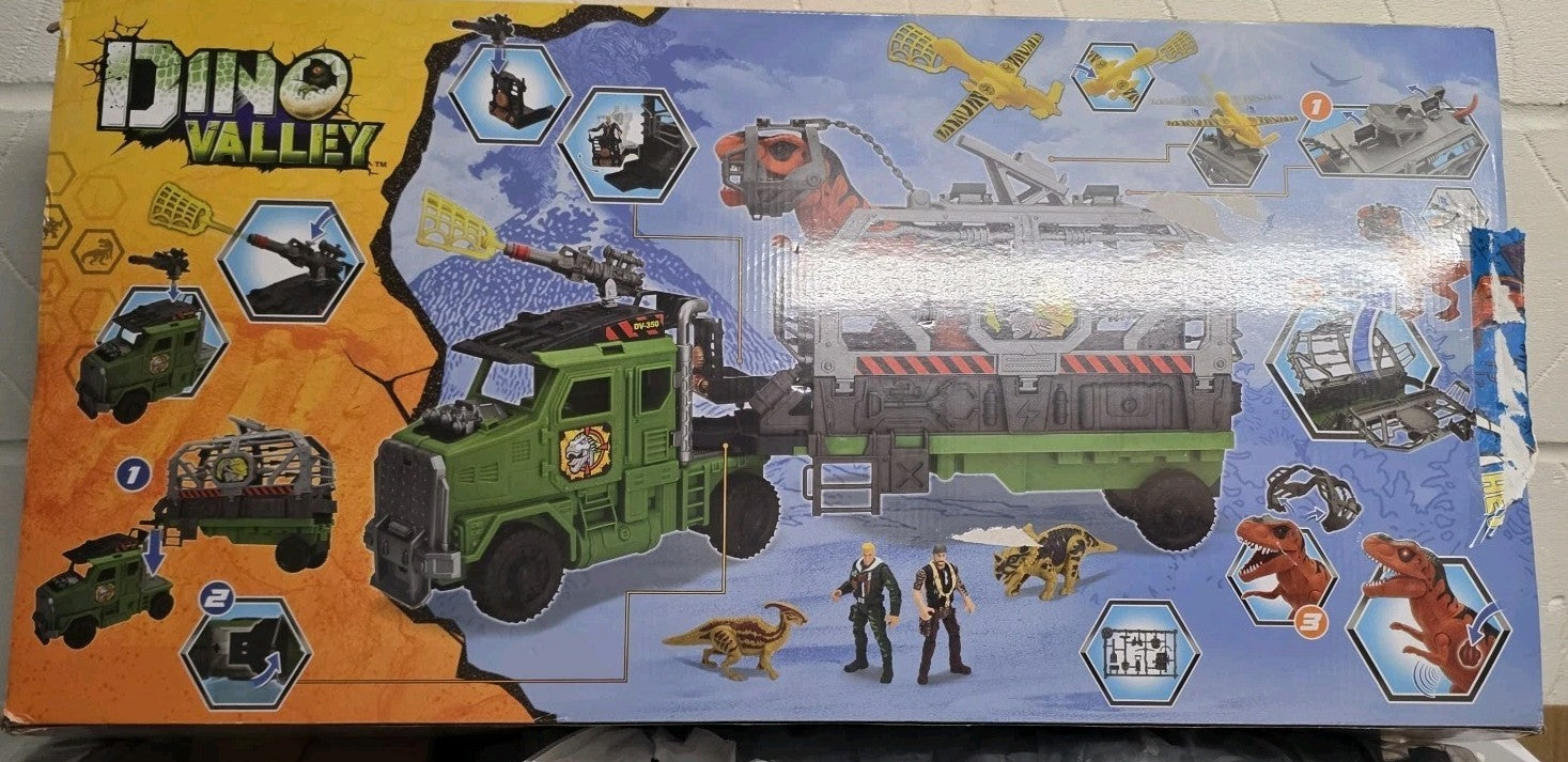 Dino Valley Light & Sounds Ultimate Convoy Playset