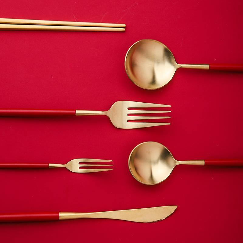 6 Piece Cutlery Set, Red
