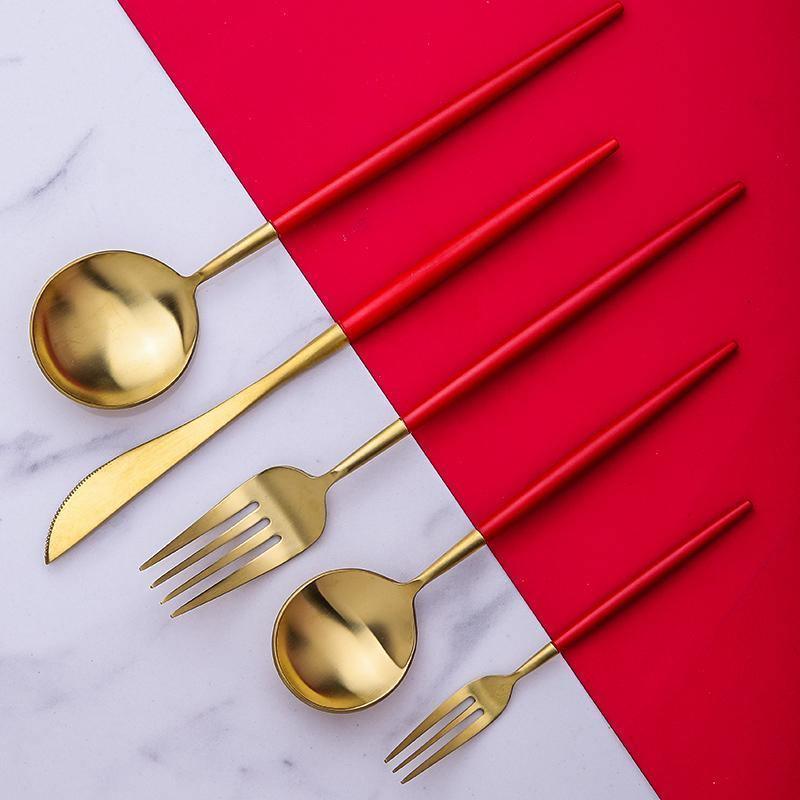 6 Piece Cutlery Set, Red