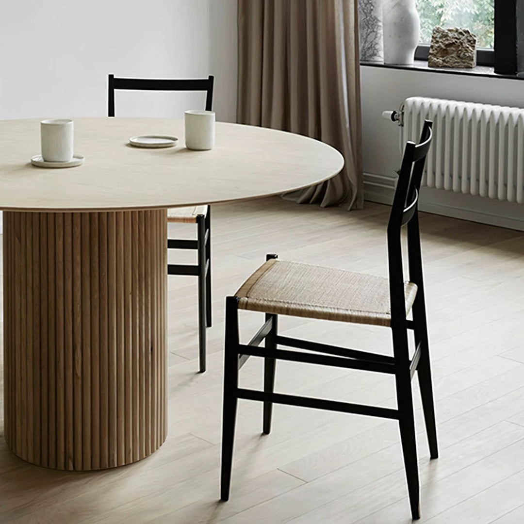 Ivar Round Dining Table, Oak Or Walnut