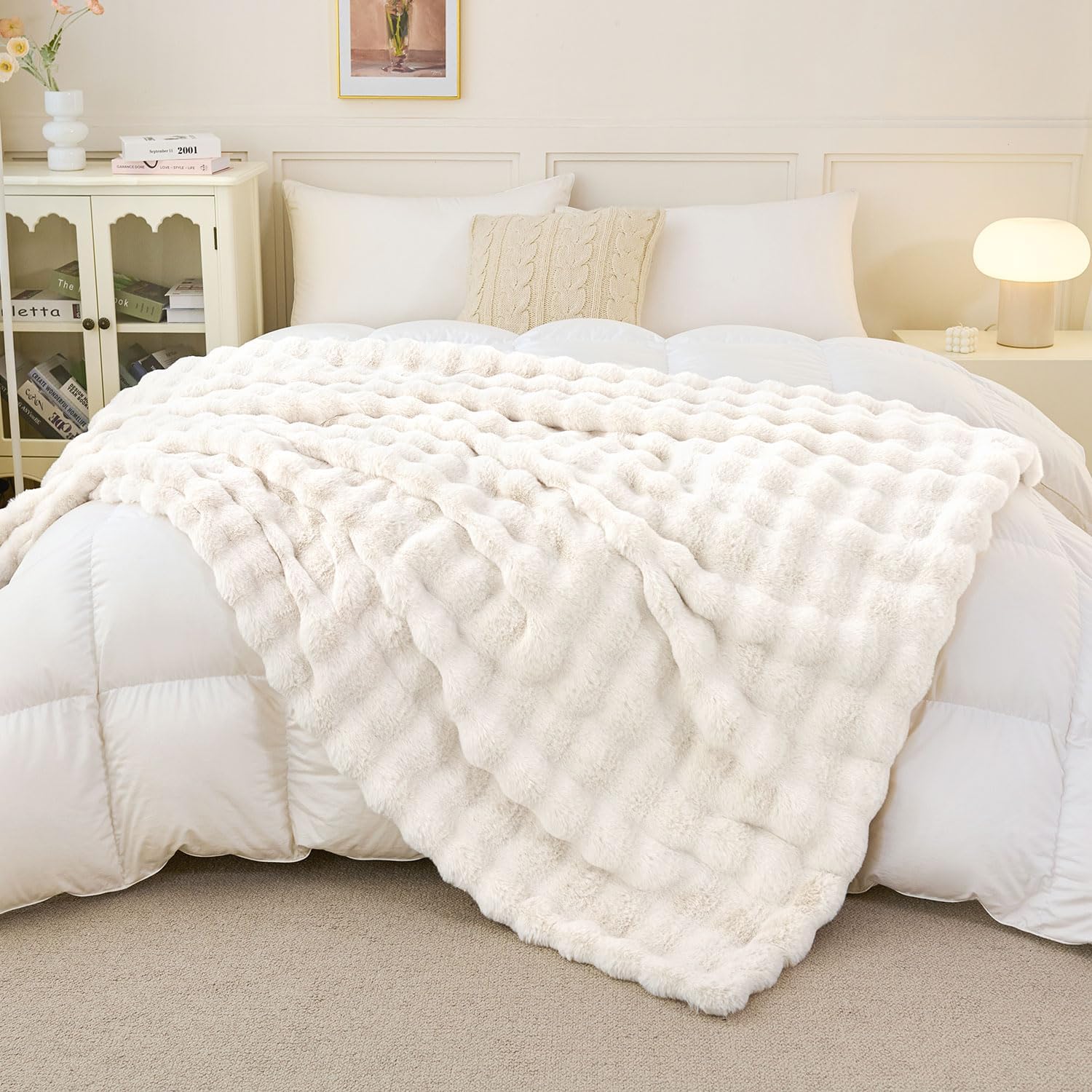 Luxury Faux Fur Throw Blanket