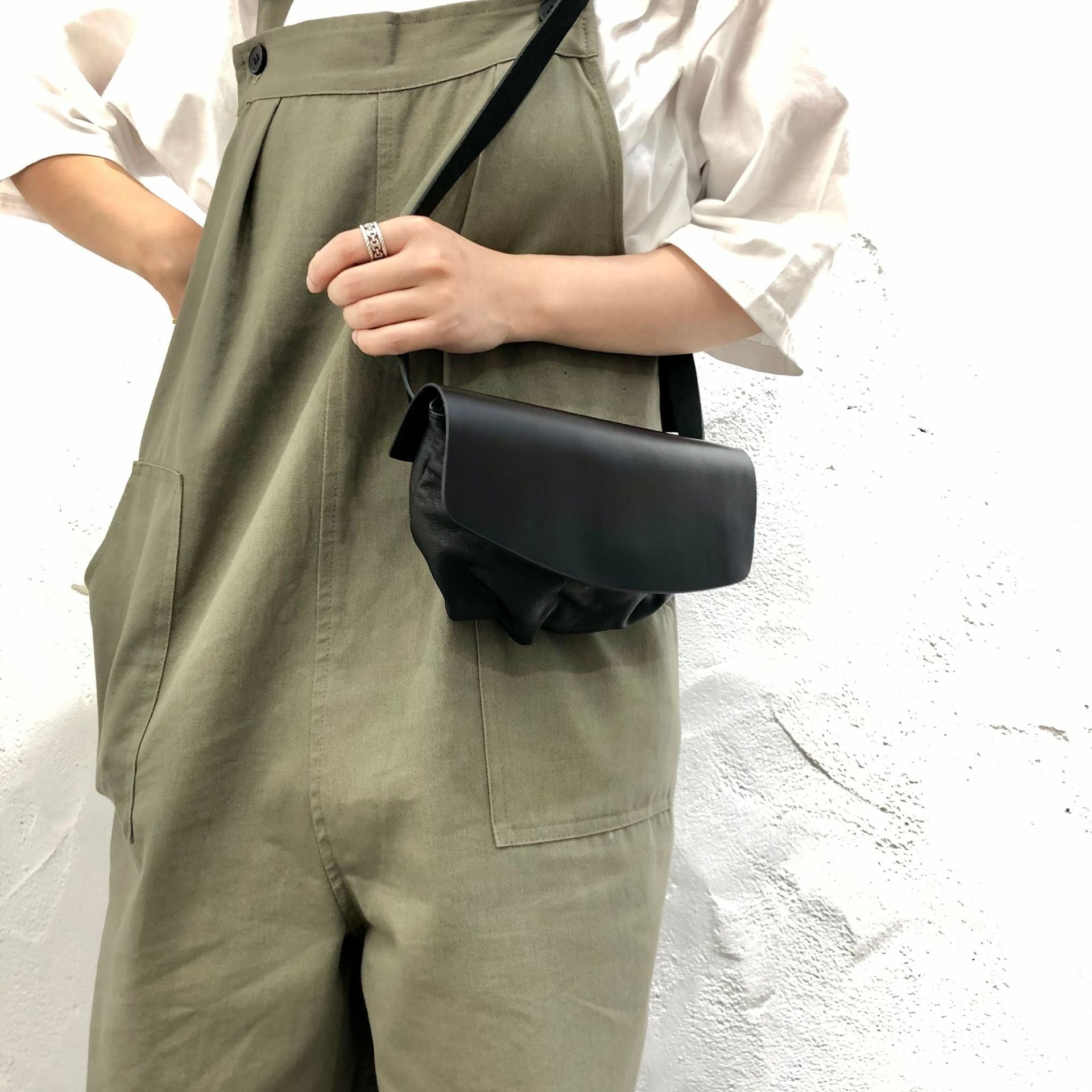 First Layer Cowhide Leather Single-shoulder Bag Female