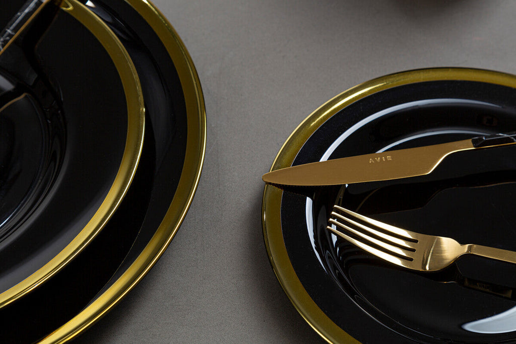 Set of Four Ida 33cm Dia Black Glass Charger Plates | Ida