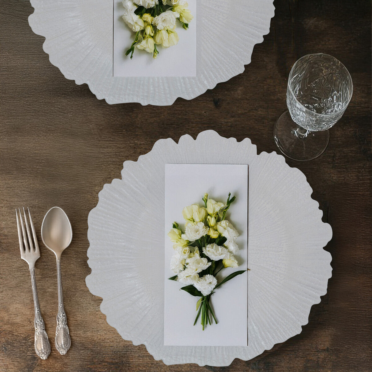 White Reef Charger Plate 33cm | Dia