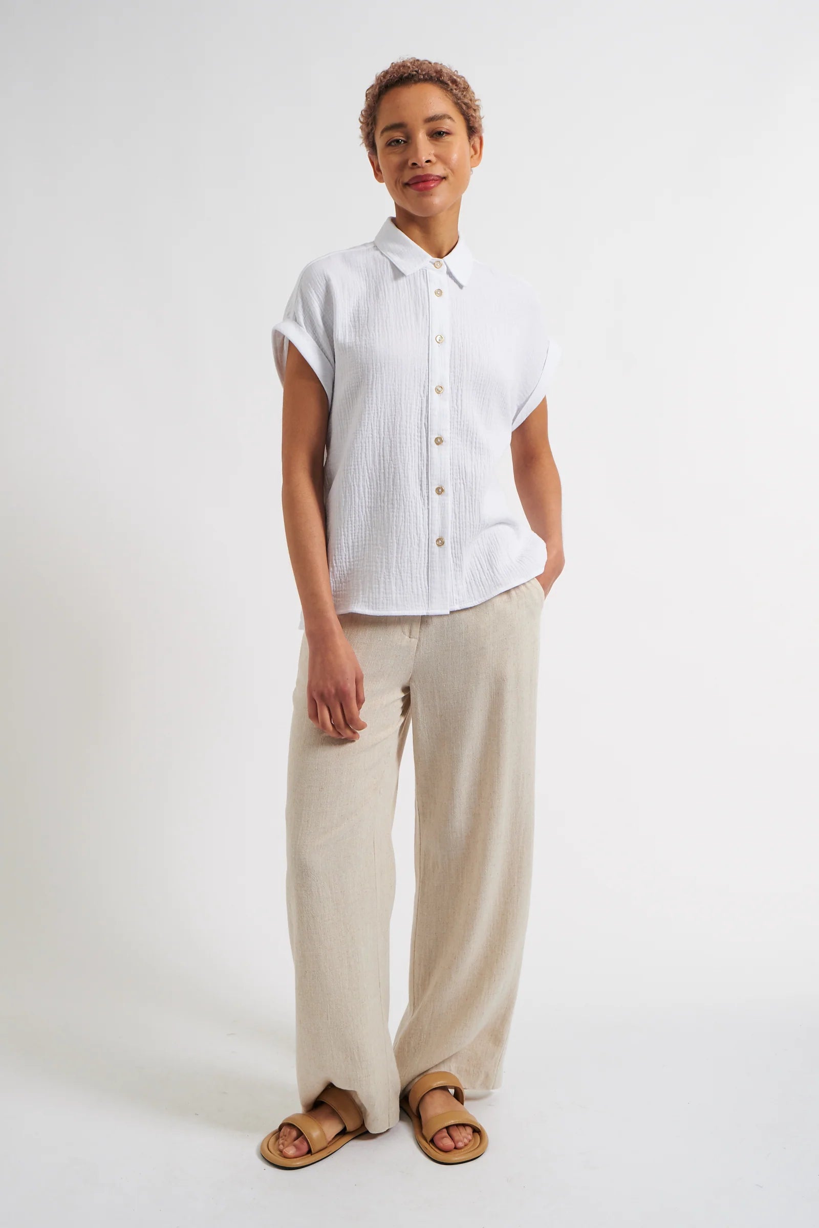 Abinaya Double Gauze Short Sleeved Shirt - White