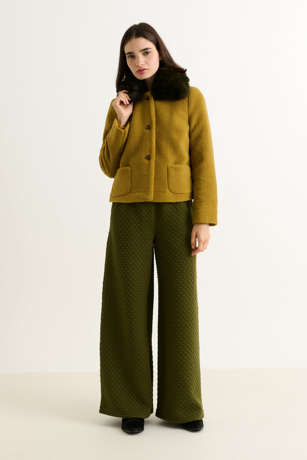 Apple Borg Faux Fur Collar Cropped Jacket - Mustard
