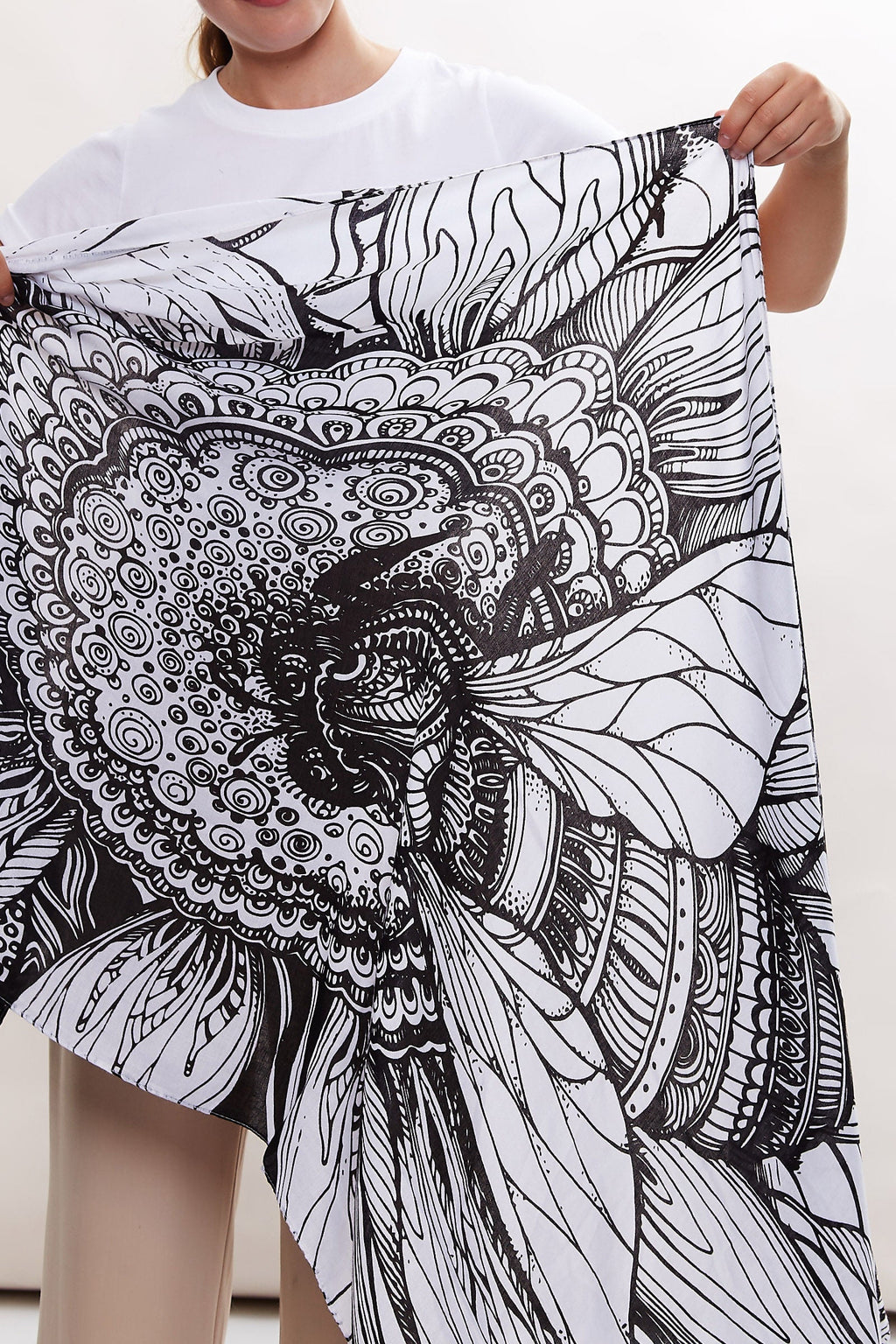 Louche Bee-Utiful Bee Printed Scarf