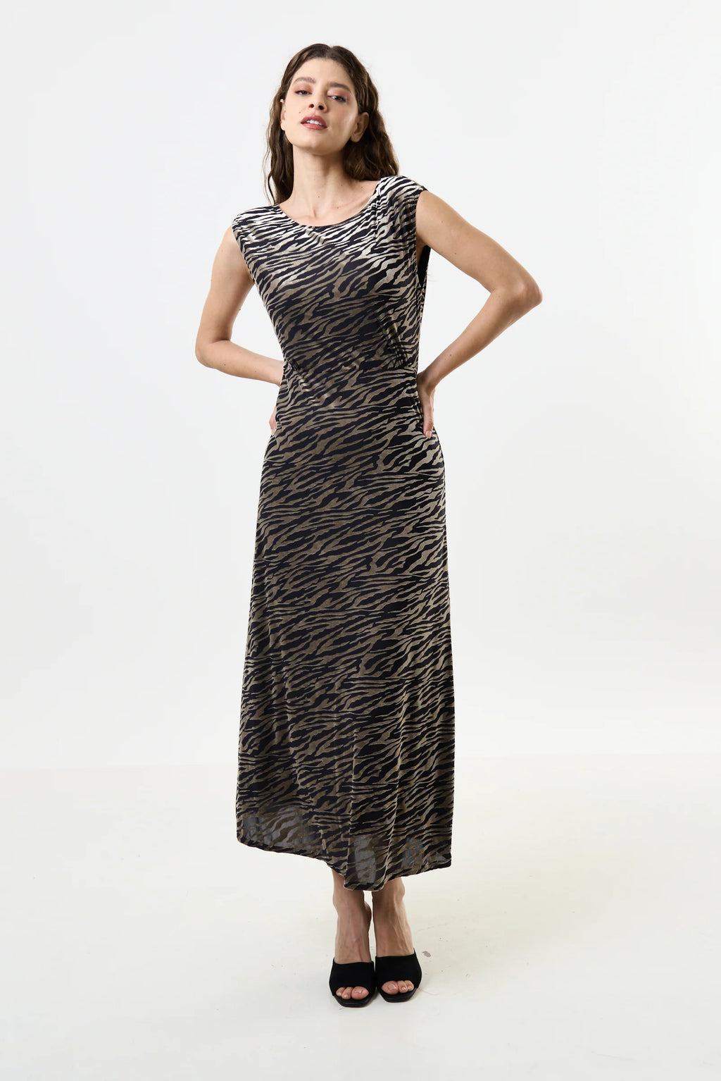Beyla Zebra Devorie V-Back Midaxi Dress