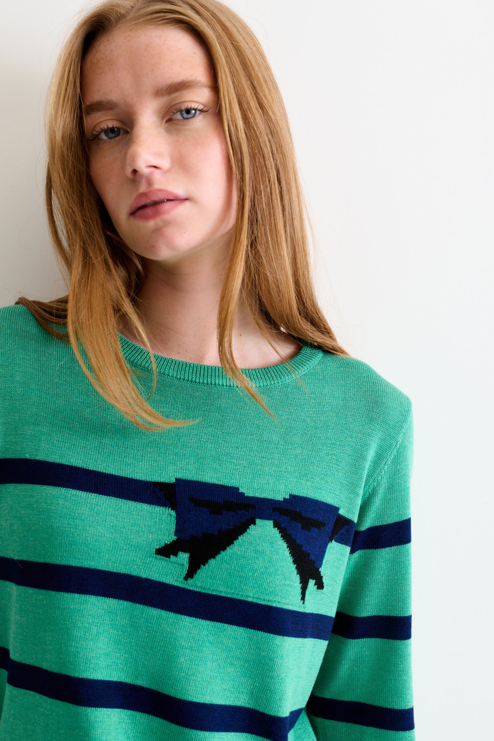 Bly Bow Intarsia Striped Jumper - Navy