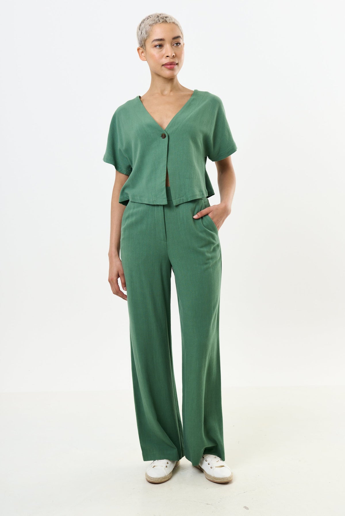 Hilton Linen Mix Shorts - Green