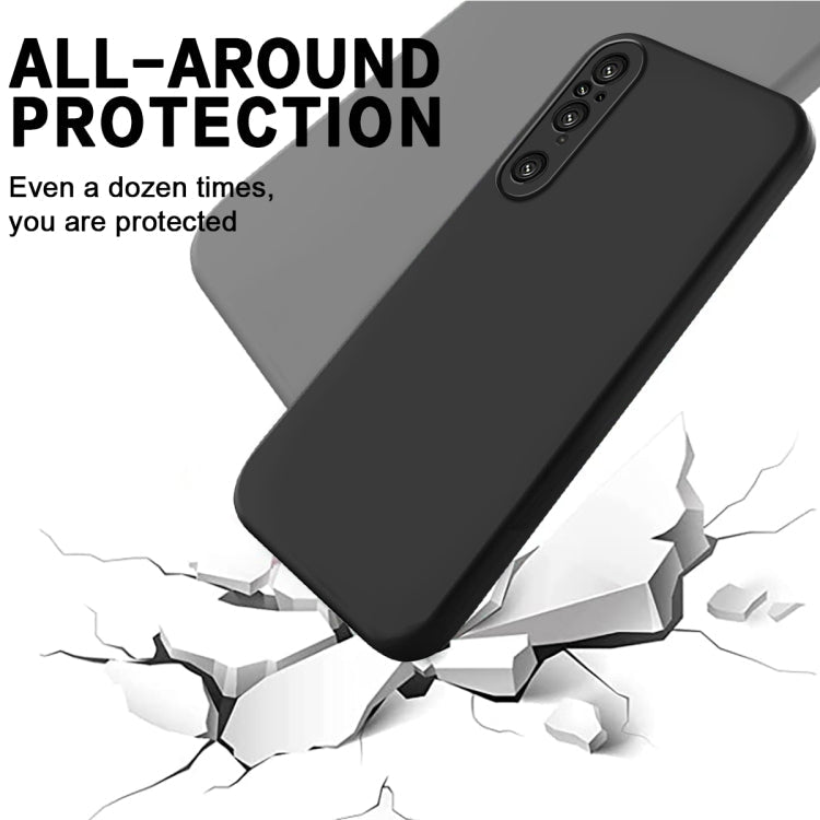 For Sony Xperia 1 V Pure Color Liquid Silicone Shockproof Phone Case(Black)
