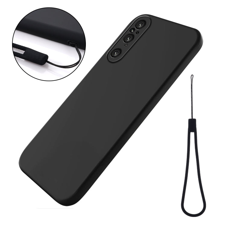 For Sony Xperia 1 V Pure Color Liquid Silicone Shockproof Phone Case(Black)