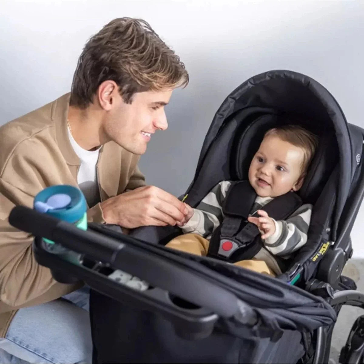 Graco Tavira Travel System with SnugLite i-Size R129 Car Seat - Midnight