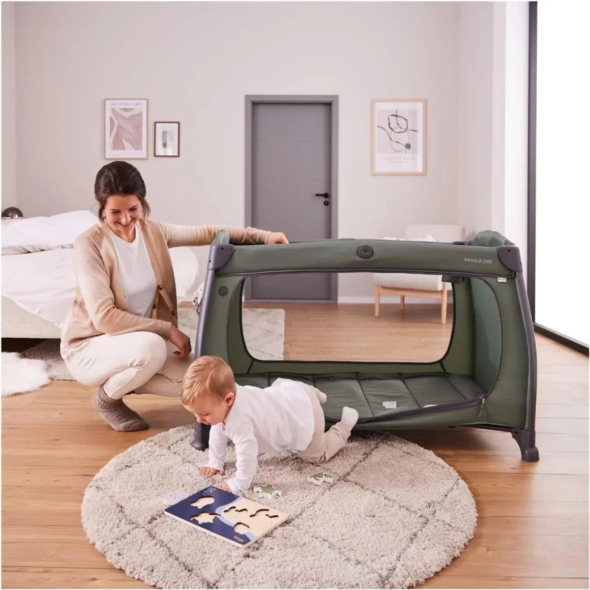 Hauck Play N Relax Center Travel Cot - DarkBlue