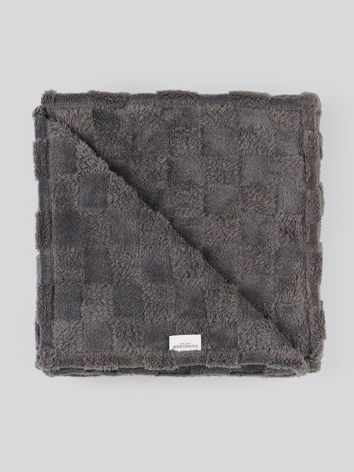 Premium Plush Jacquard Throw in Tornado