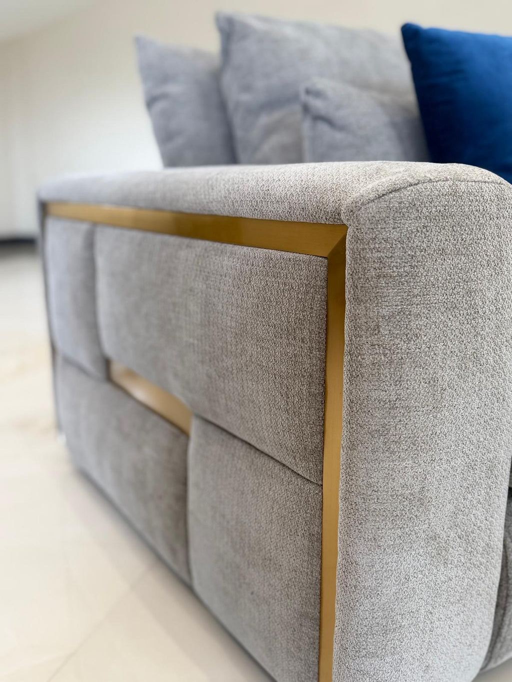 Jupiter Armchair