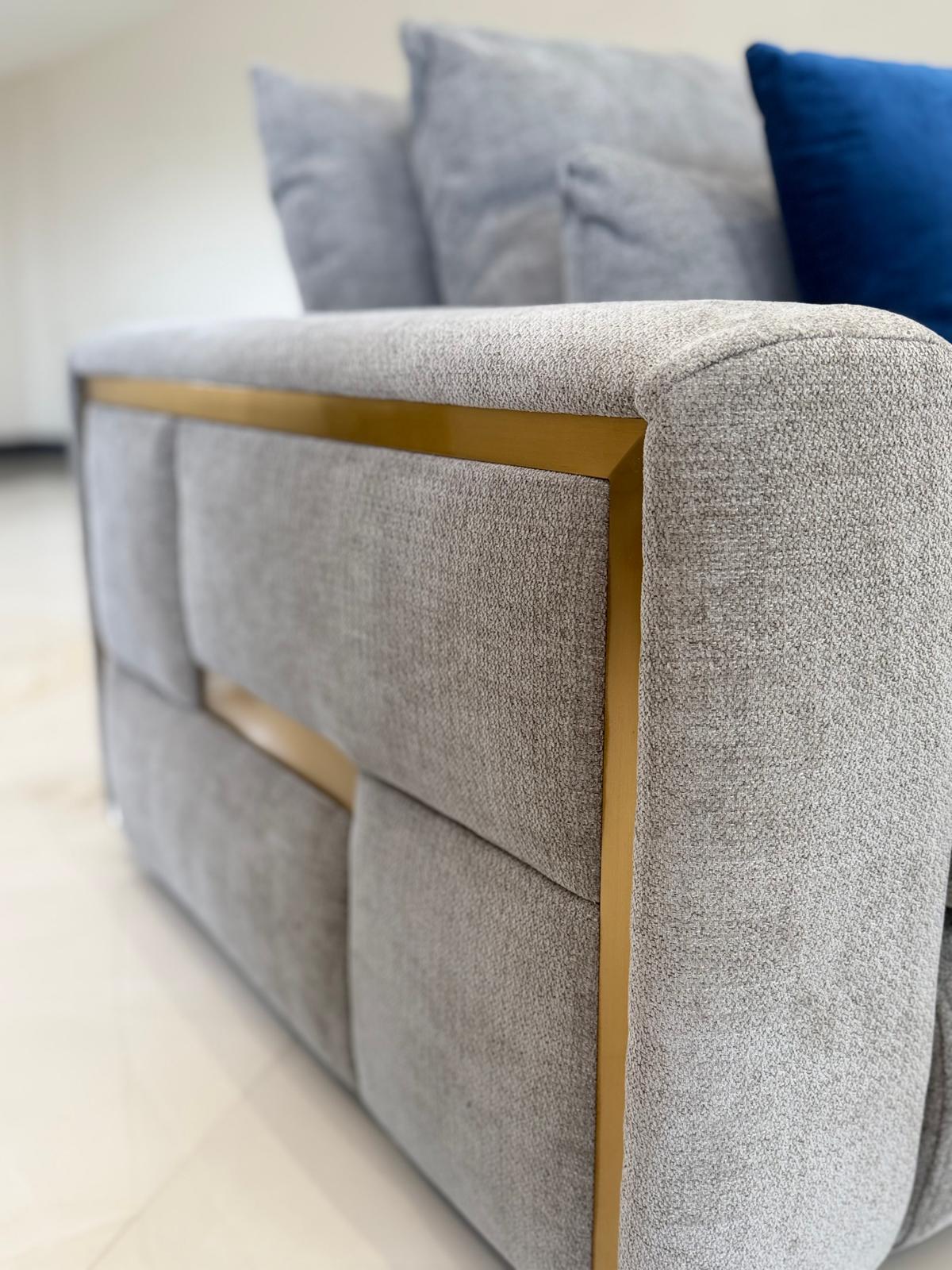 Jupiter Armchair