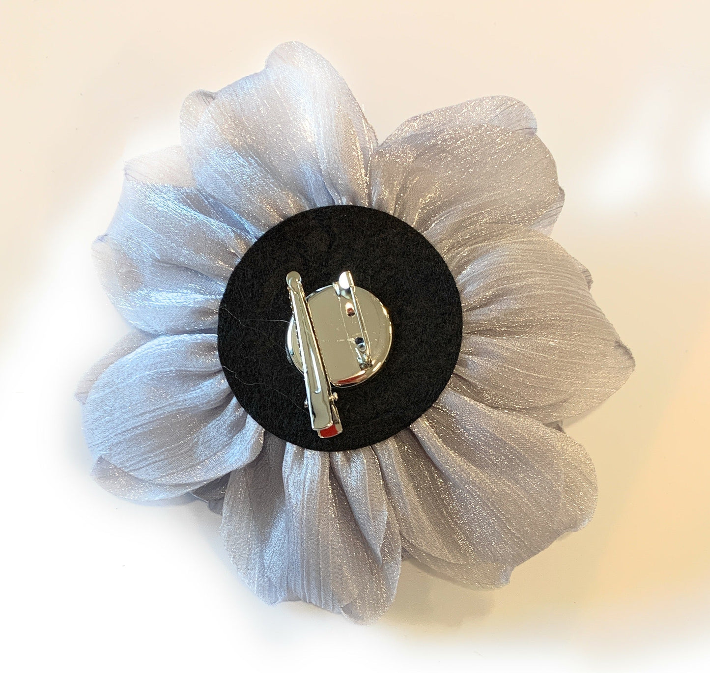 15cm Large Rose Fascinator Corsage Hair Clip and Brooch Pin, Satin Flower, Silver / Light Grey