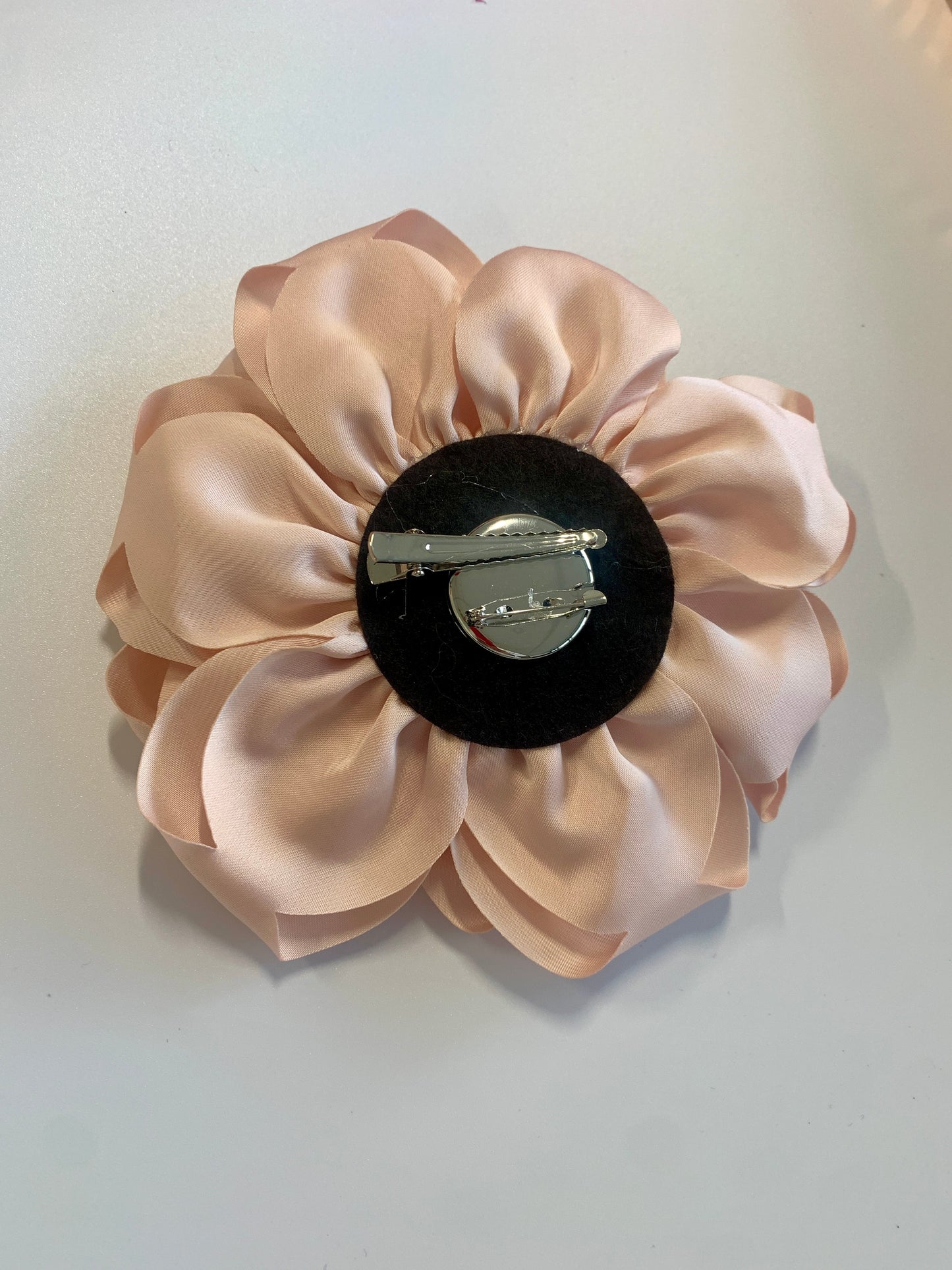 15cm Large Rose Fascinator Corsage Hair Clip and Brooch Pin, Satin Flower, Peach Pink