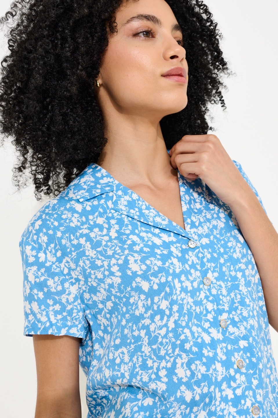 Marika Negative Floral Print Short Sleeve Shirt - Blue