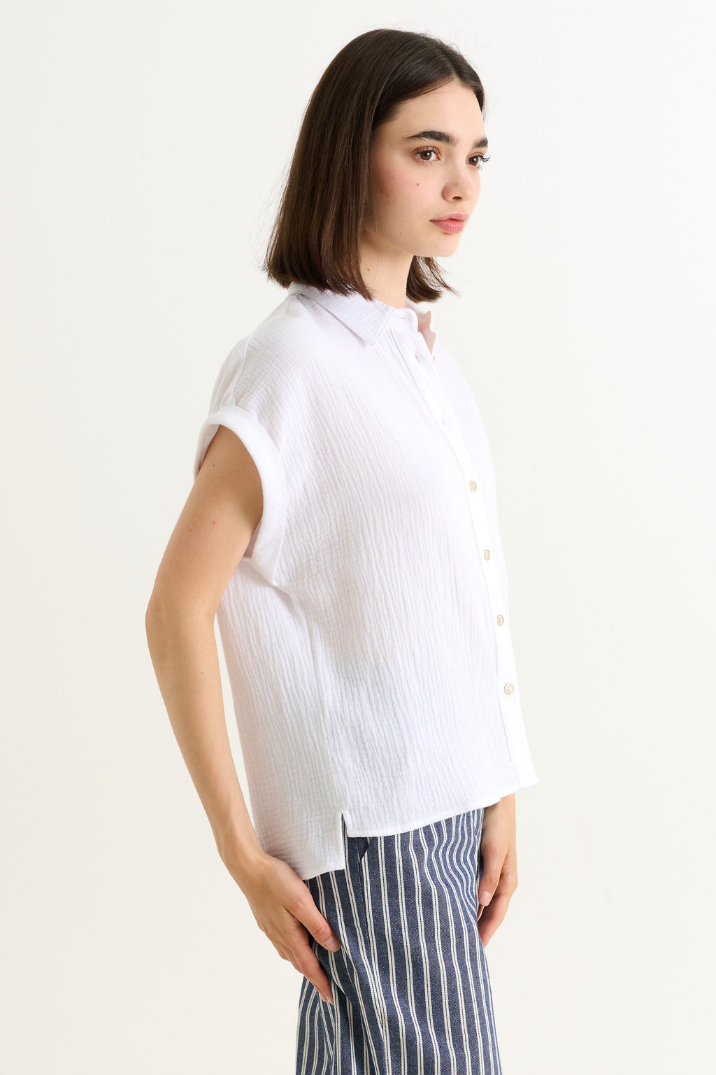 Abinaya Double Gauze Short Sleeved Shirt - White